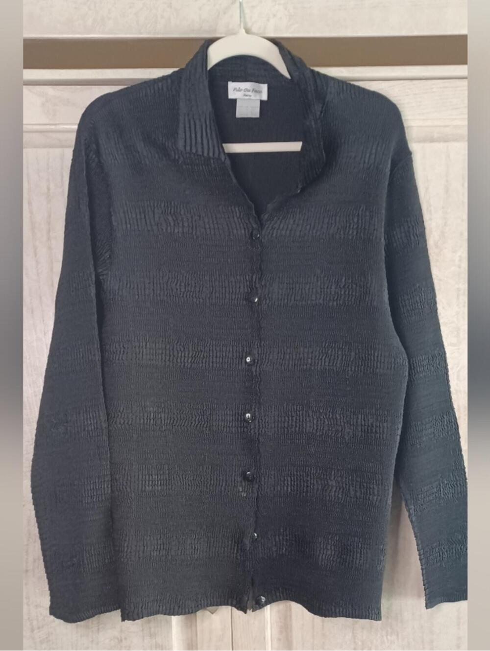 Vtg Made In France Crinkle Stretchy Button Up